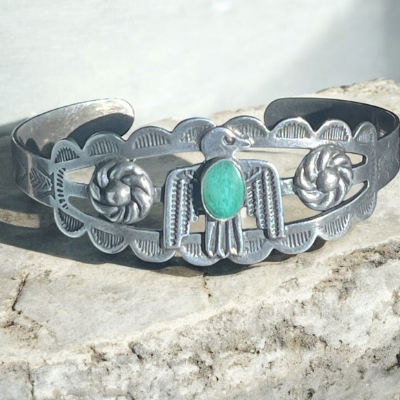 Vintage Navajo Thunderbird Totem Silver/Turquoise artist Signed Cuff Bracelet
